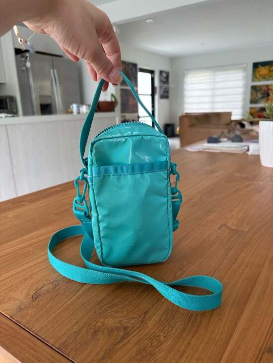LeSportsac Turquoise Mini Crossbody Phone Bag - Picture 2 of 6